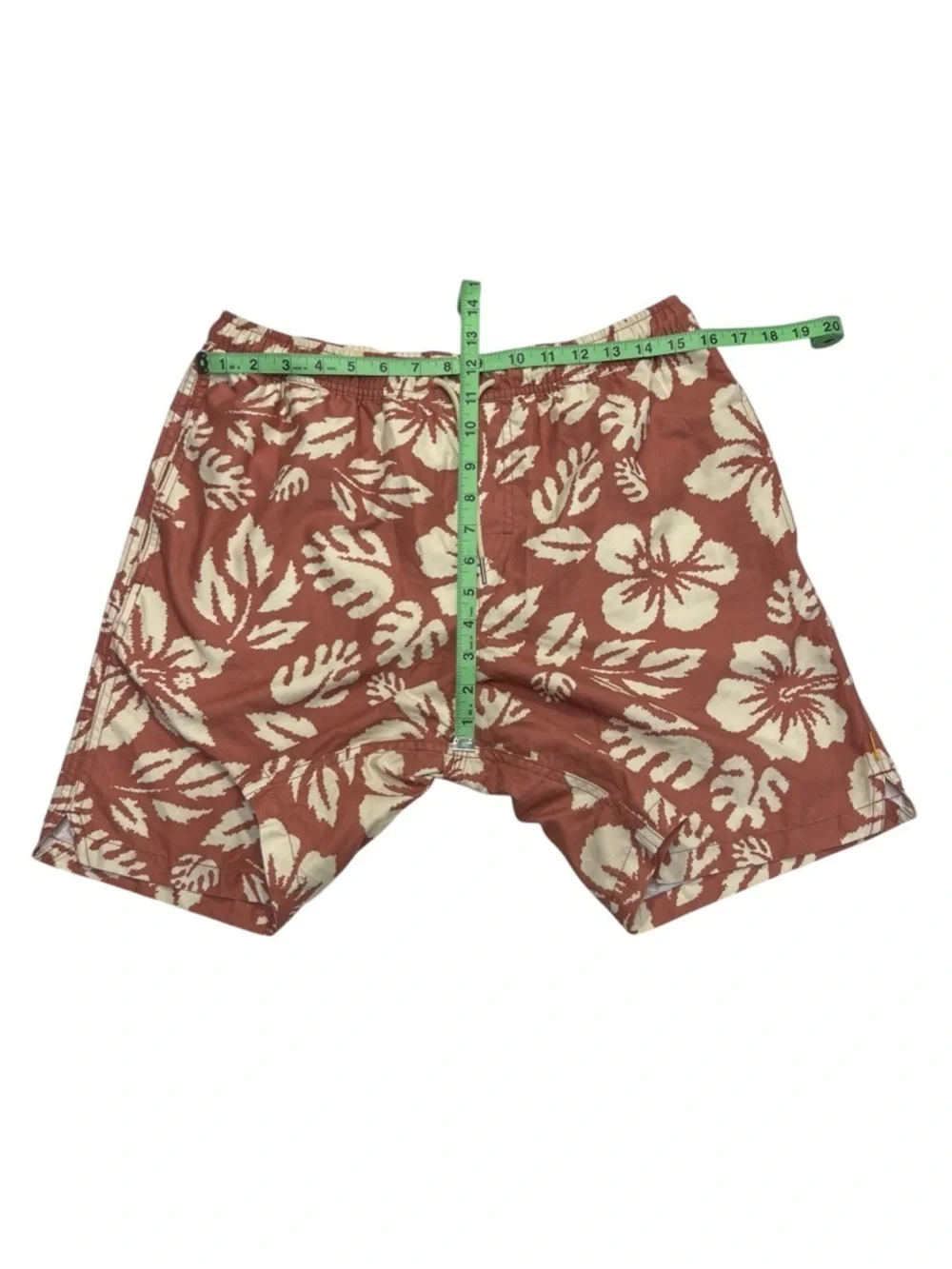 Quiksilver Waterman Floral Board Shorts Salmon White Tropical Mens size Med Surf